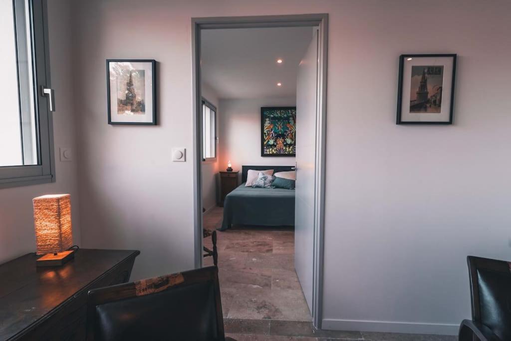 Vue Superbe Sur Tour De La Lanterne T2 Avec Terrasse Remparts 2 Apartment La Rochelle  Exterior foto