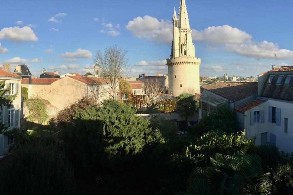 Vue Superbe Sur Tour De La Lanterne T2 Avec Terrasse Remparts 2 Apartment La Rochelle  Exterior foto